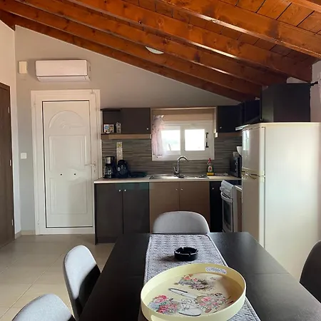 بيت للعطل Aggelos's House Notos